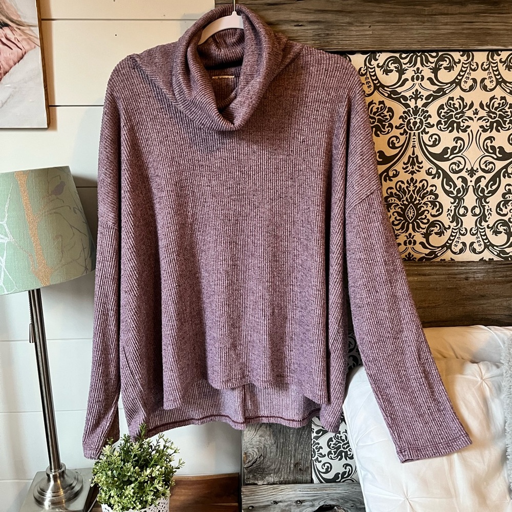 Dylan Los Angeles purple cowl neck sweater 💜
